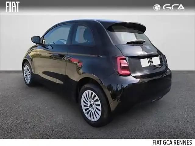 Occasion Fiat 500e Action 2022 Onyx black pastel Berline