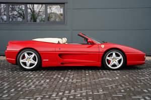 Occasion Ferrari F355 381 ch (280 kW) 1970 Autres Cabriolet