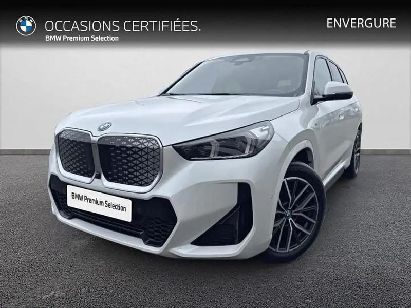 Blanc Occasion 2023 BMW iX1 M Sport SUV | 33 900 € (Prix assez cher) - Image 1/4