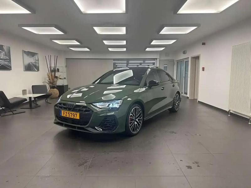 Vert Utilisé 2025 Audi S3 Sport Berline | 61 435 € - Image 1/4