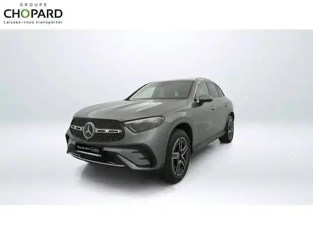 Selenitgrey metallic paint Utilisé 2023 Mercedes GLC300 | 57 790 € - Image 1/4
