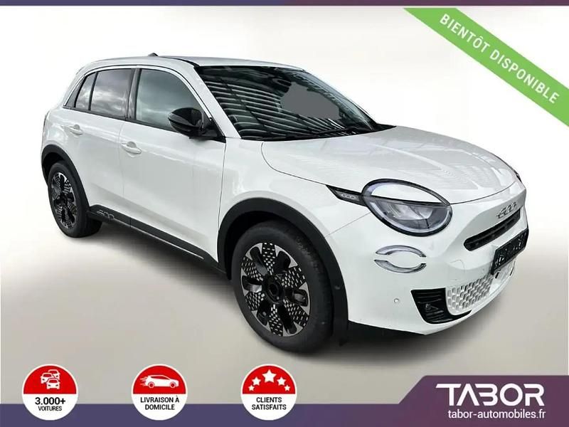 Blanc Nouvelle 2025 Fiat 600 La Prima Berline | 27 045 € (Prix juste) - Image 1/4