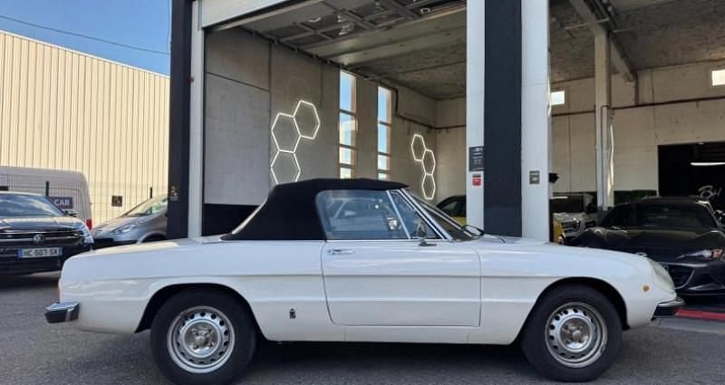 Occasion Alfa Romeo 2000 128 ch (94 kW) 1976 Coupé