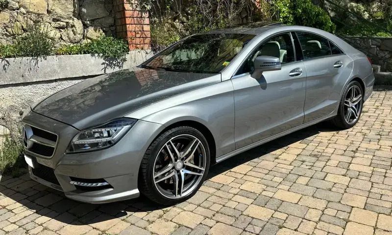 Gris Utilisé 2013 Mercedes CLS350 Berline | 14 990 € - Image 1/4