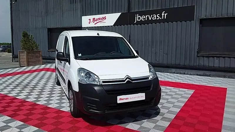 Blanc Utilisé 2017 Citroën Berlingo Business Class Monospace | 11 590 € (Prix cher) - Image 1/4