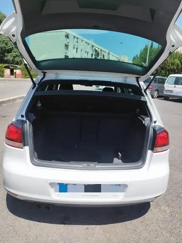 Blanc Utilisé 2010 VW Golf VI Berline | 7 500 € (Bon prix) - Image 1/4