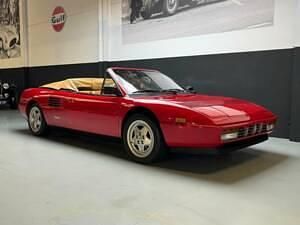 Rouge Occasion 1990 Ferrari Mondial Cabriolet | 64 900 € - Image 1/4
