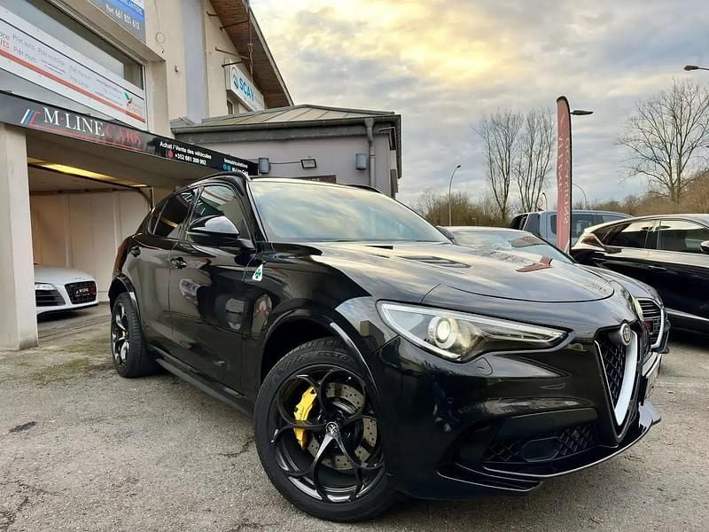 Noir Occasion 2018 Alfa Romeo Stelvio Quadrifoglio SUV | 39 900 € (Super prix) - Image 1/4