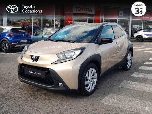 Noir Utilisé 2023 Toyota Aygo Design Citadine | 16 990 € (Prix juste) - Image 1/4