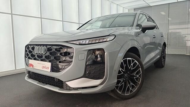 Gris flèche nacré Occasion 2026 Audi Q3 Design SUV | 68 900 € - Image 1/4