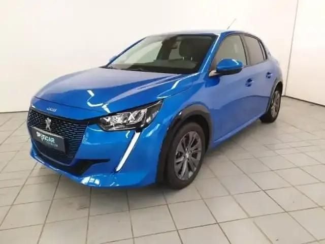 Teinte spéciale bleu vertigo Utilisé 2021 Peugeot e-208 Allure Citadine | 14 990 € - Image 1/4