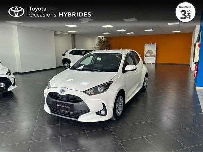Utilisé 2022 Toyota Yaris Hybrid Berline | 16 890 € (Bon prix) - Image 1/1