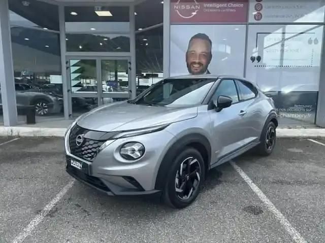 Gris Utilisé 2022 Nissan Juke N-Connecta SUV | 20 990 € (Prix juste) - Image 1/4