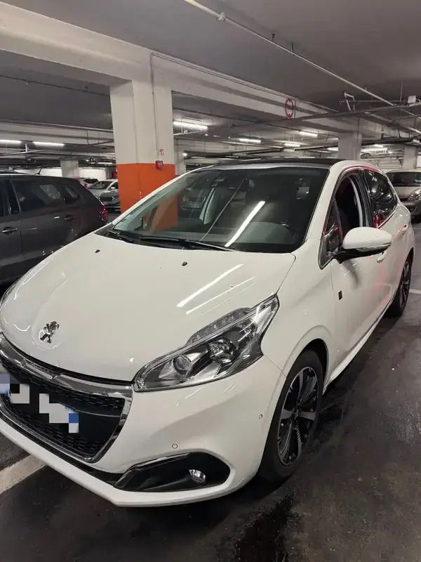Utilisé 2019 Peugeot 208 S Citadine | 10 500 € (Prix juste) - Image 1/4
