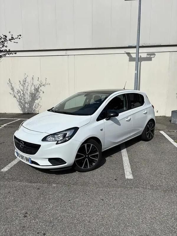 Blanc Utilisé 2019 Opel Corsa Edition Berline | 9 350 € (Super prix) - Image 1/4
