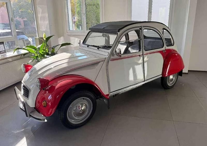 Occasion Citroën 2CV 29 ch (21 kW) 1985 Blanc Berline
