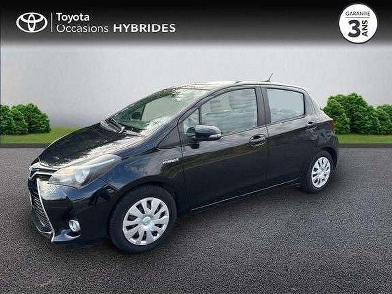 Utilisé 2017 Toyota Yaris Hybrid Berline | 12 990 € (Prix juste) - Image 1/1