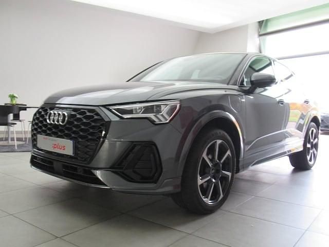 Gris daytona nacré Utilisé 2024 Audi Q3 Sportback S-Line SUV | 44 900 € - Image 1/4