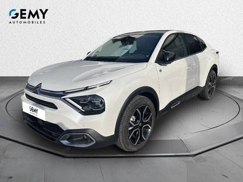 Utilisé 2023 Citroën e-C4 Shine Berline | 27 990 € (Prix cher) - Image 1/4