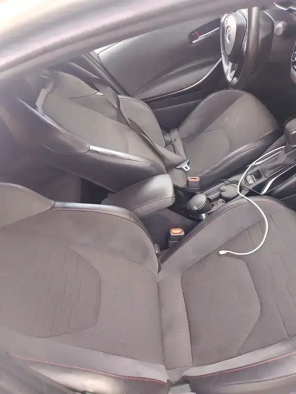 Utilisé 2019 Toyota Corolla Sport Berline | 14 000 € - Image 1/4