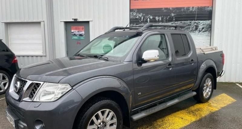 Gris Occasion 2013 Nissan Navara Pick-up | 21 990 € - Image 1/4