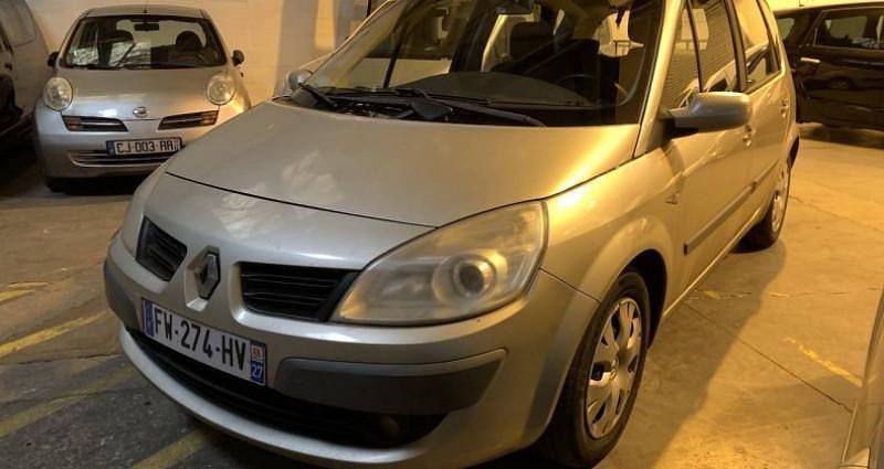 Utilisé 2007 Renault Scénic II Monospace | 2 970 € - Image 1/4
