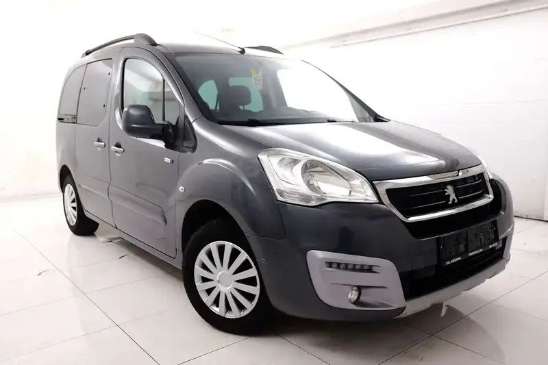 Gris Utilisé 2017 Peugeot Partner Tepee Monospace | 10 250 € (Prix juste) - Image 1/4