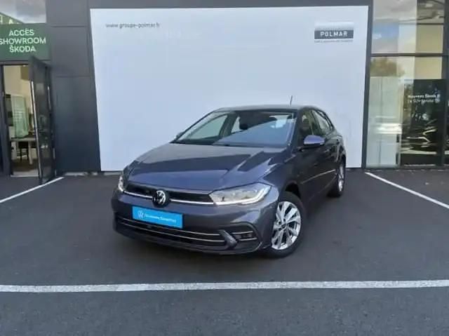 Gris Utilisé 2024 VW Polo Style Berline | 19 490 € (Prix juste) - Image 1/4