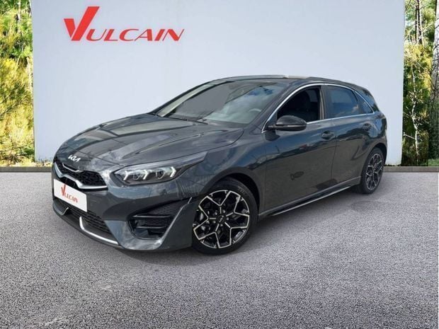 Utilisé 2025 Kia Ceed GT-Line | 28 990 € (Prix assez cher) - Image 1/4