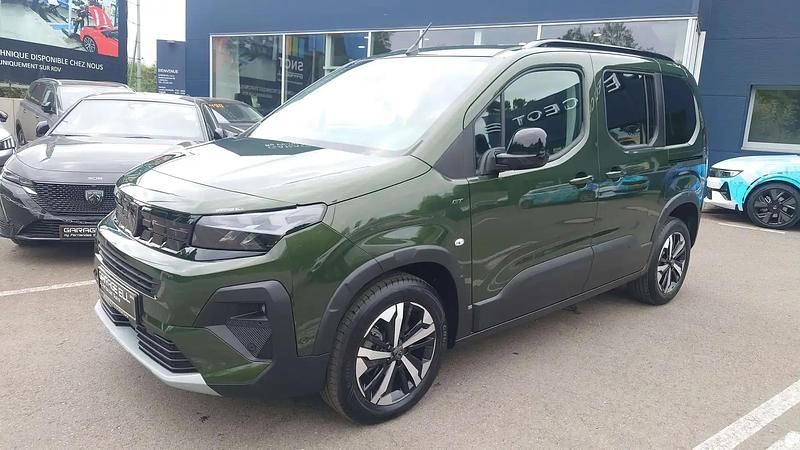 Vert Nouvelle 2025 Peugeot Rifter GT Monospace | 38 980 € (Prix cher) - Image 1/4