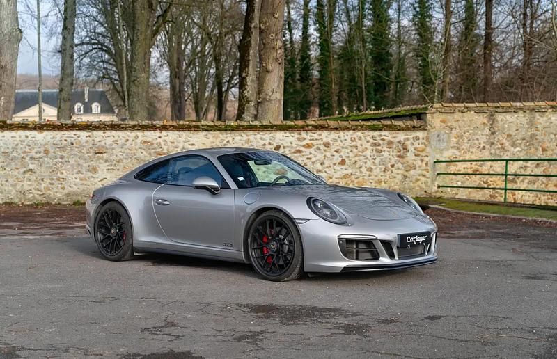 Argent Occasion 2017 Porsche 911 Carrera 4 GTS Coupé | 132 990 € (Bon prix) - Image 1/4