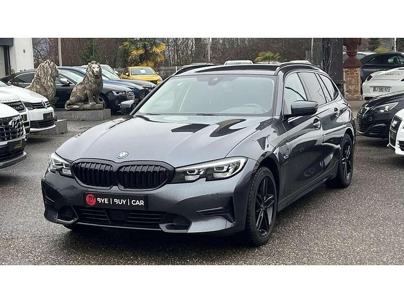 Occasion BMW 330e Sport Line 184 ch (135 kW) 2022 Gris Break