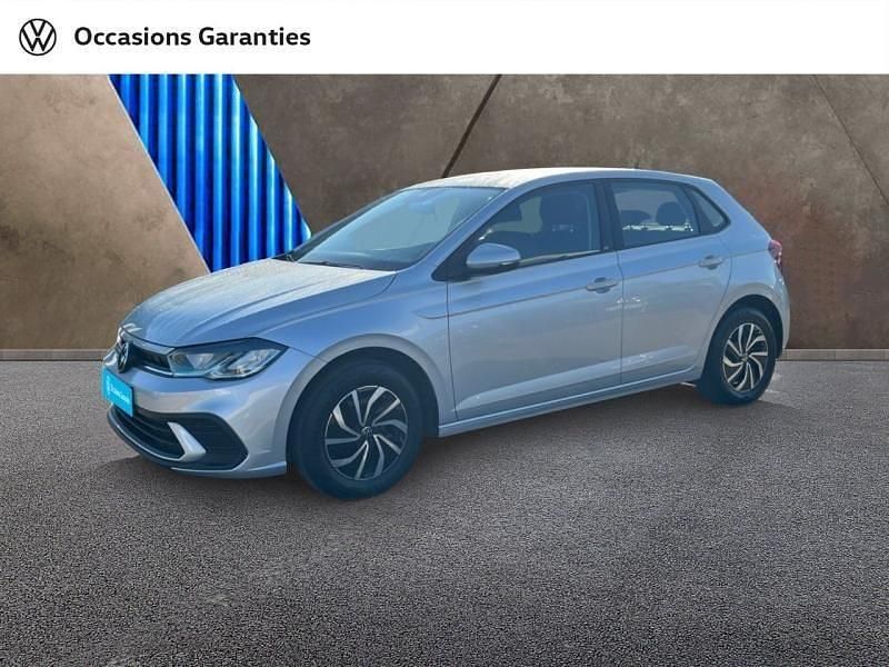 Reflet d'argent métallisé Utilisé 2022 VW Polo Life Berline | 16 900 € (Prix juste) - Image 1/4