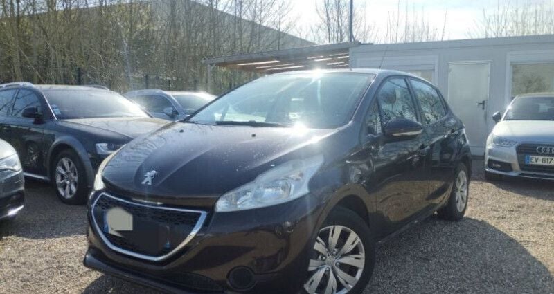 Utilisé 2013 Peugeot 208 Active Citadine | 5 990 € (Prix assez cher) - Image 1/4