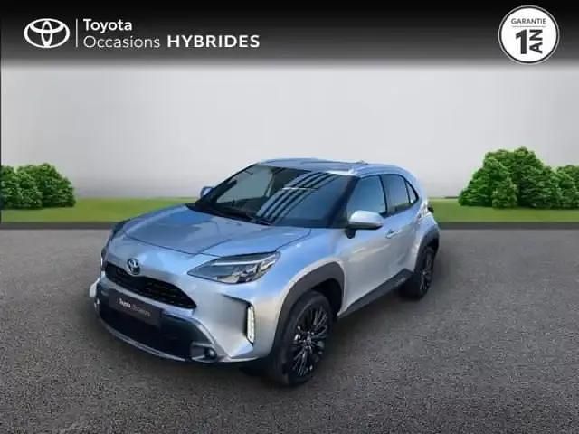 Gris Occasion 2022 Toyota Yaris Hybrid SUV | 22 400 € (Prix juste) - Image 1/4