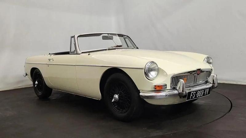 Occasion MG B 1967 Blanc Cabriolet