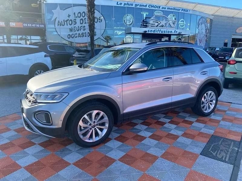 Gris Nouvelle 2025 VW T-Roc Edition SUV | 33 880 € (Bon prix) - Image 1/4