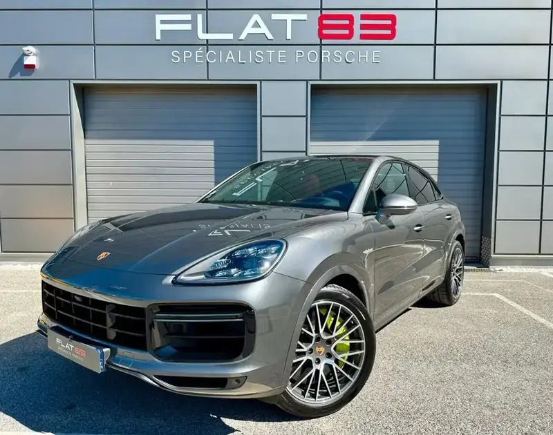 Gris Utilisé 2021 Porsche Cayenne Turbo S SUV | 139 990 € (Prix cher) - Image 1/4