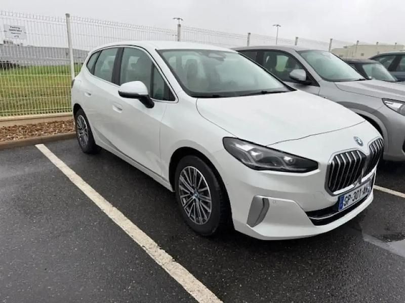 Blanc Utilisé 2023 BMW 225 Luxury Line Monospace | 34 990 € (Bon prix) - Image 1/4