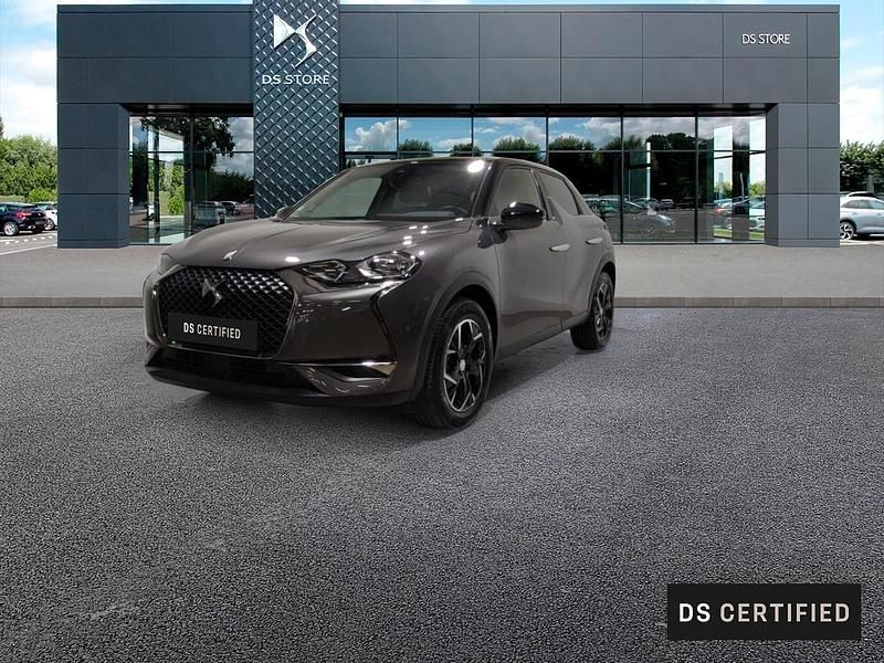 Gris Utilisé 2021 DS Automobiles DS3 Crossback E-Tense Connected Chic SUV | 16 990 € (Prix juste) - Image 1/4