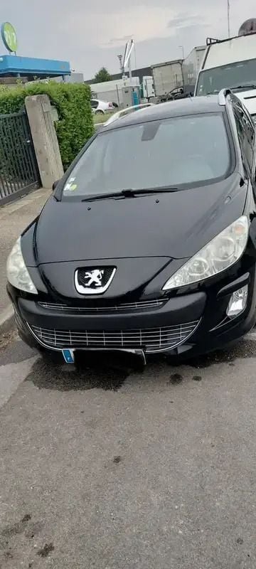 Noir Utilisé 2010 Peugeot 308 Break | 3 000 € (Prix juste) - Image 1/4