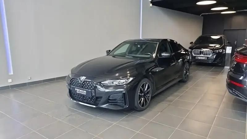 Noir Utilisé 2023 BMW 420 M Sport Coupé | 43 990 € (Prix juste) - Image 1/4