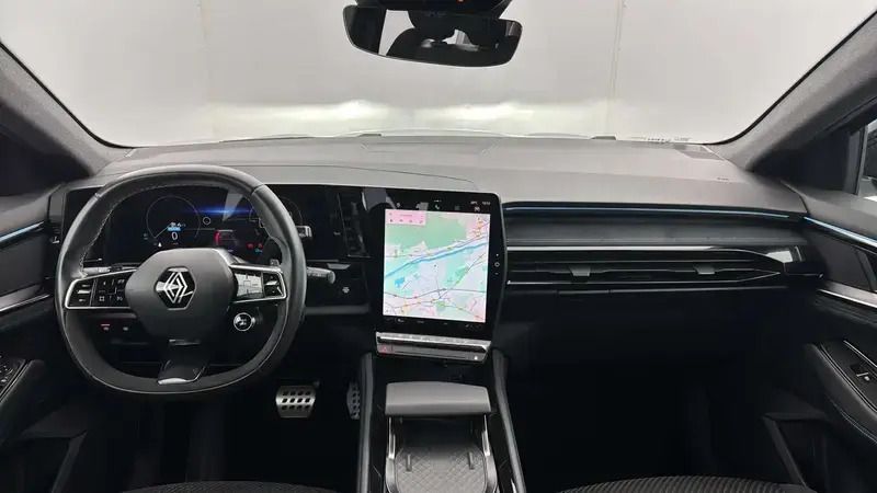 Image 3/4