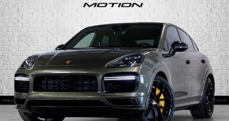 Utilisé 2023 Porsche Cayenne Turbo S SUV | 192 990 € - Image 1/4