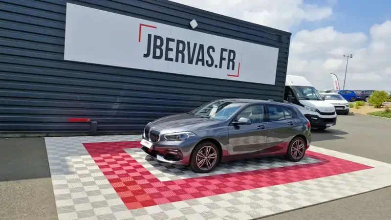 Utilisé 2021 BMW 116 Sport Line Citadine | 21 990 € (Prix juste) - Image 1/4