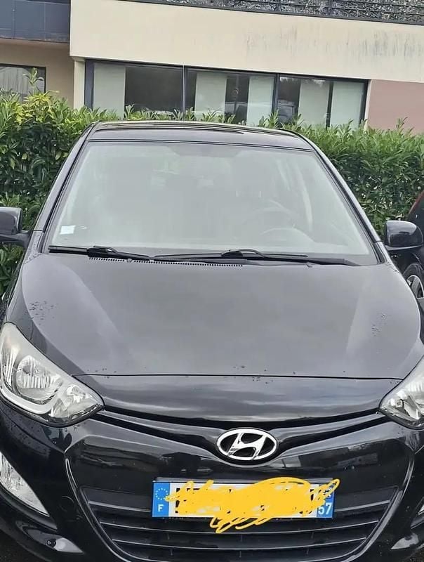 Occasion 2015 Hyundai i20 Berline | 3 600 € (Super prix) - Image 1/4
