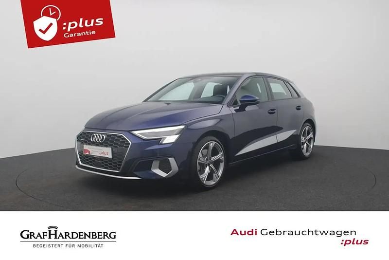 Bleu Occasion 2024 Audi A3 Sport Berline | 37 980 € (Prix cher) - Image 1/4