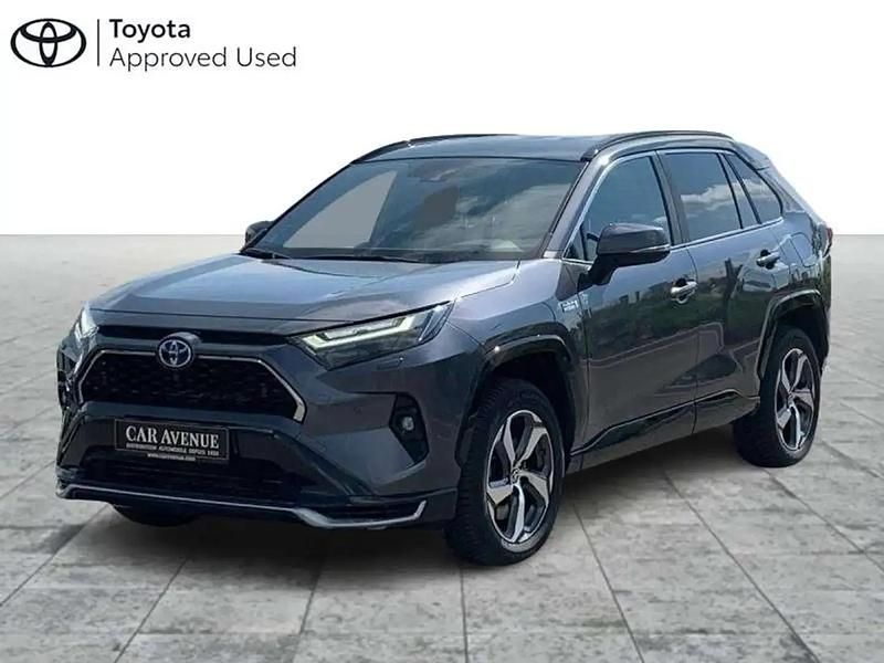 Gris Utilisé 2023 Toyota RAV4 Hybrid SUV | 56 140 € - Image 1/4