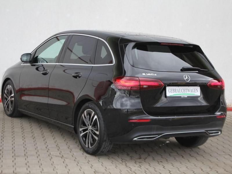Occasion Mercedes B180 116 ch (85 kW) 2025 Monospace