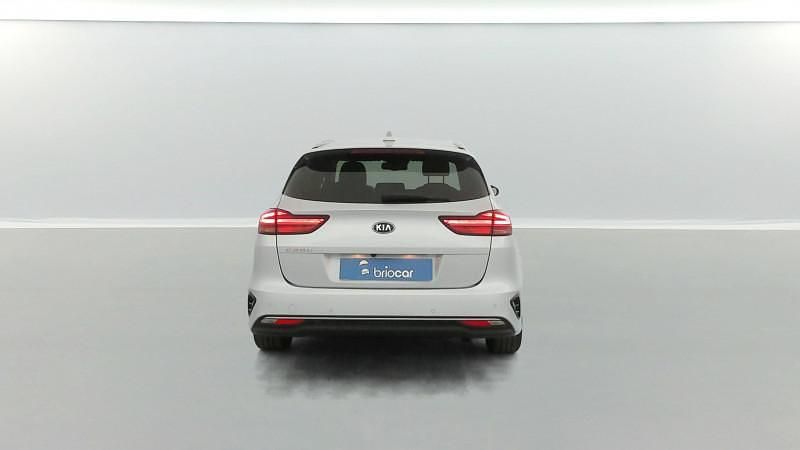 Image 4/4